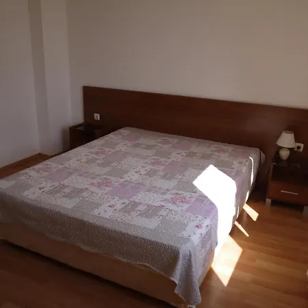 Apartment Касандра Г-12 *
